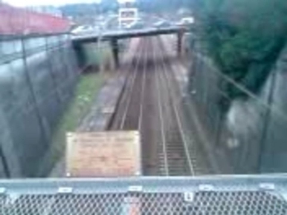 Passage d'une Sybic avec ses 10 voitures cic