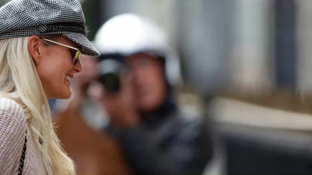 Octobre Rose : Laeticia Hallyday pose seins nus sur Instagram pour la bonne cause