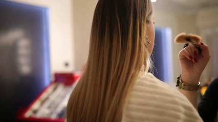 Les pinceaux à maquillage, un nid à microbes ? Voici pourquoi ils peuvent vous mettre en danger