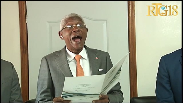 Minis afè sosyal la Pierre Ricot Odney enstale Dr. Carl François kòm nouvo direktè jeneral OFATMA.