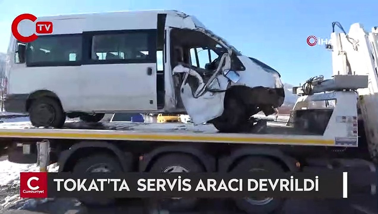 Tokat'ta servis aracı devrildi: Bir asker şehit oldu, 3 asker yaralandı