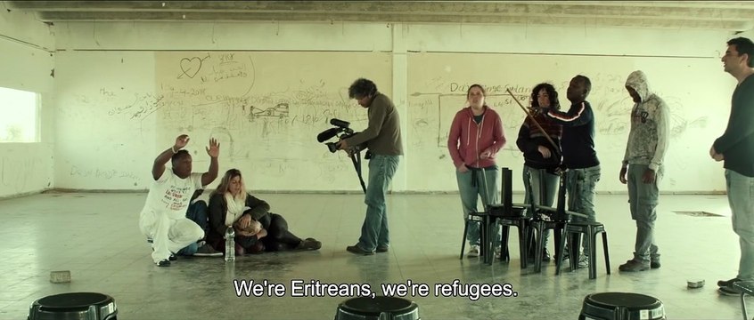 Entre Cercas Clipe Original