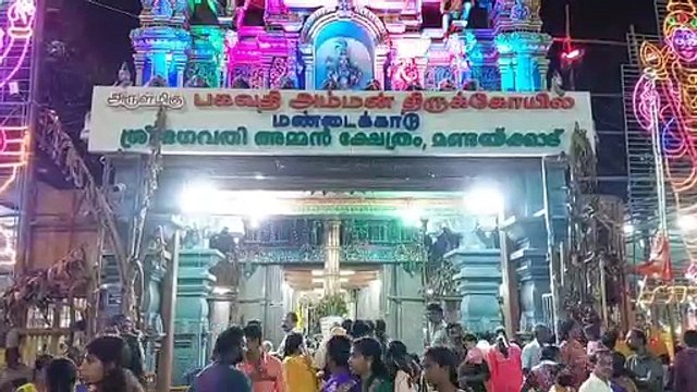 மண்டைக்காடு பகவதி அம்மன் கோவில் மாசிக்கொடை விழா - ஒடுக்கு பூஜை காண அலைமோதும் கூட்டம்