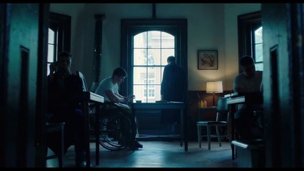 Rebelde entre el centeno Tráiler (2) VO