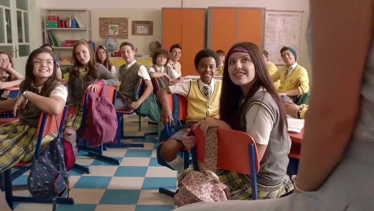 Carrossel 2 - O Sumiço de Maria Joaquina Teaser (2) A professora Helena voltou