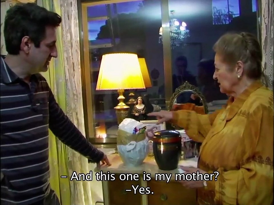 Muchos hijos, un mono y un castillo Tráiler (2)