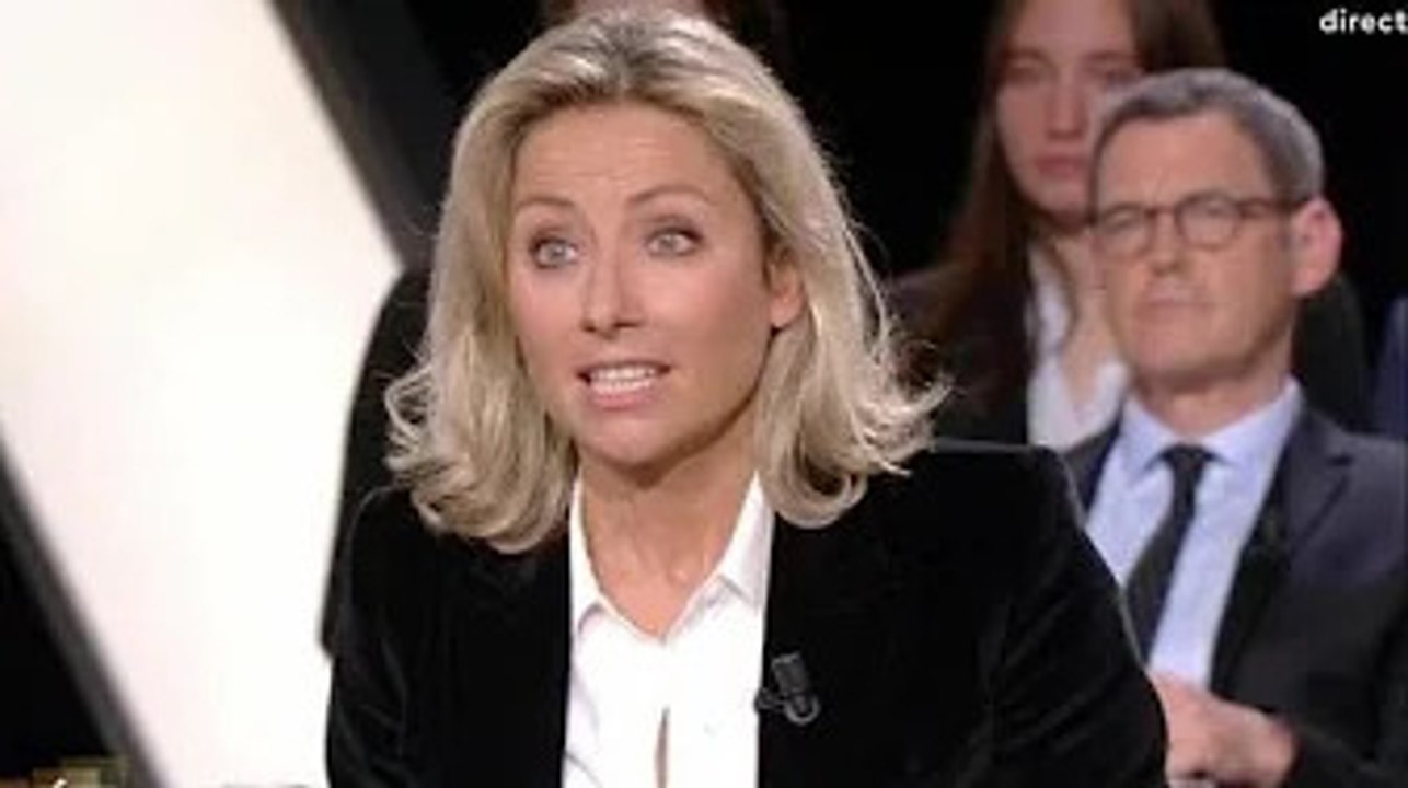"Condescendante" : les internautes agacés par le manque de neutralité d'Anne-Sophie Lapix face à Mar