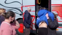 Dall'Ucraina, autobus carichi di rifugiati arrivano a Roma e Trieste