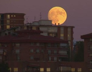Supermoon rises in Spain