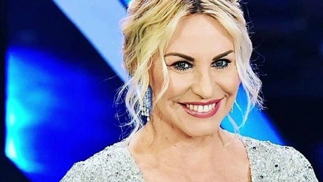 “È nata Maelle”. Antonella Clerici, la sua famiglia si allarga. La bella notizia con una foto meravigliosa