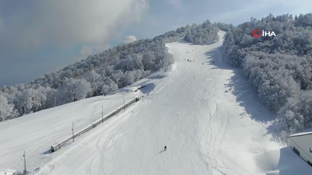 Kartepe'de mart ayında beyaz güzellik görenleri mest etti