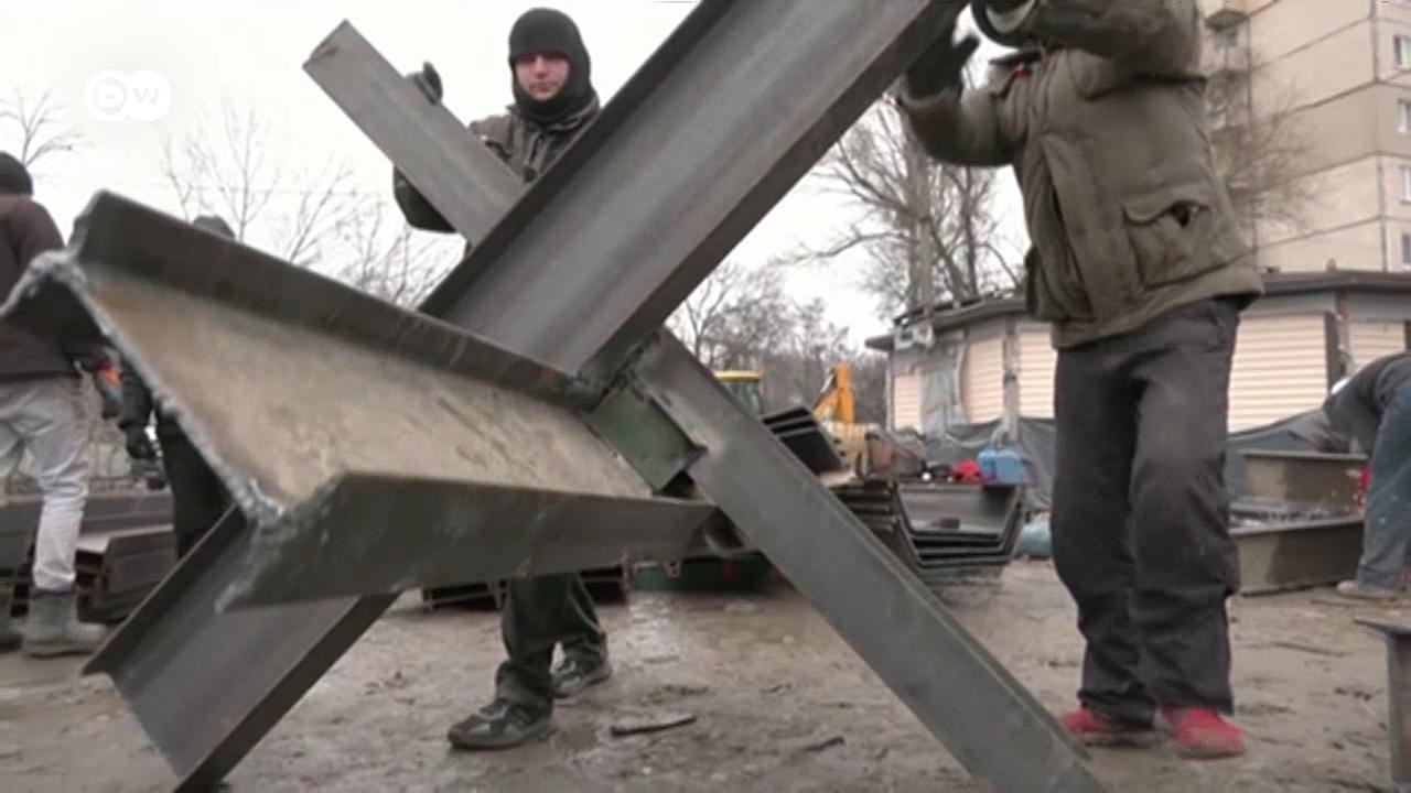 Киев держит оборону и готовится к новым атакам...
