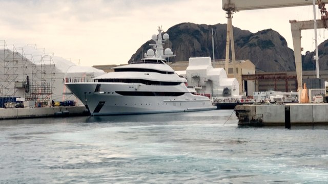 Sanctions contre la Russie : le méga yacht d'un oligarque proche de Poutine saisi à La Ciotat