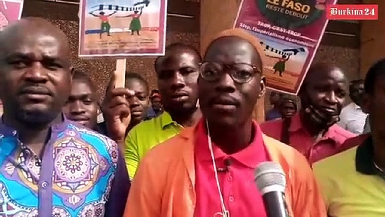 Marche pour exiger l'annulation de la convention de gestion du chemin de fer au Burkina