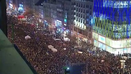 Selenskyj: "Wenn wir fallen, werden auch Sie fallen."