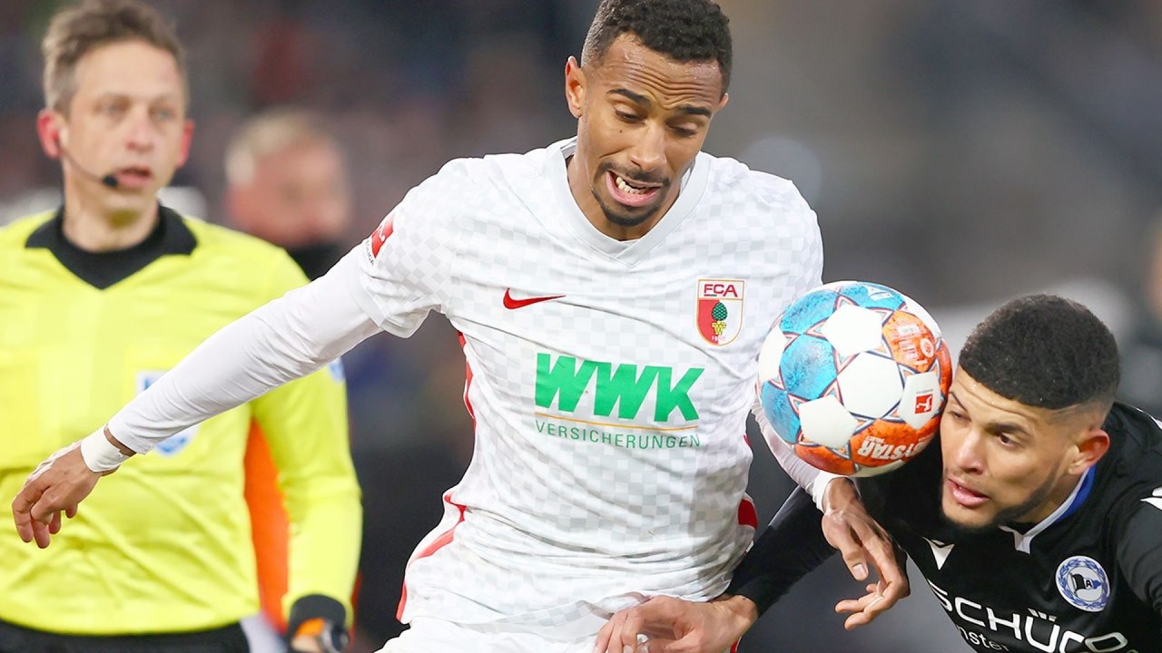 Arminia Bielefeld v Augsburg