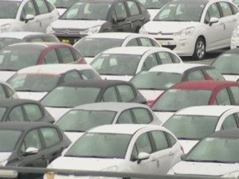 Peugeot to cut more than 2,000 jobs in France in 2017 - France Info