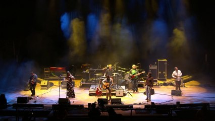 John R. Miller - Coming Down (Live At Red Rocks Amphitheatre)