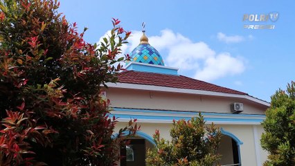 Kunjungi Pembangunan Masjid Nur Hidayah Jatiyoso, Kapolres Karanganyar Berikan Bantuan