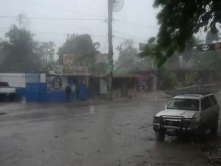 Deadly Hurricane Matthew slams ashore in Haiti