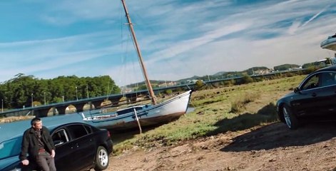 Unauthorized Living S01 E09