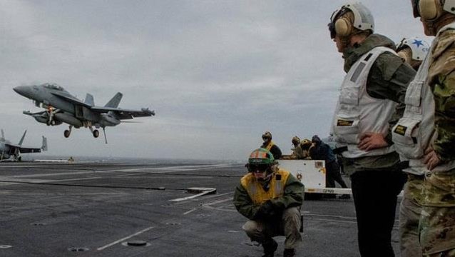 ABD Ukrayna sınırında bombardıman uçakları ile tatbikat düzenledi