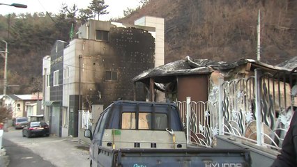 화마에 강원·경북 경계 마을 피해...LNG 기지는 방어 / YTN