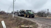 Dünya Ukraynalı bu çiftçiyi konuşuyor! Rus füzesini böyle ele geçirdiler