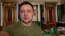 Zelenski acalla los rumores sobre su paradero y asegura que sigue en Kiev trabajando