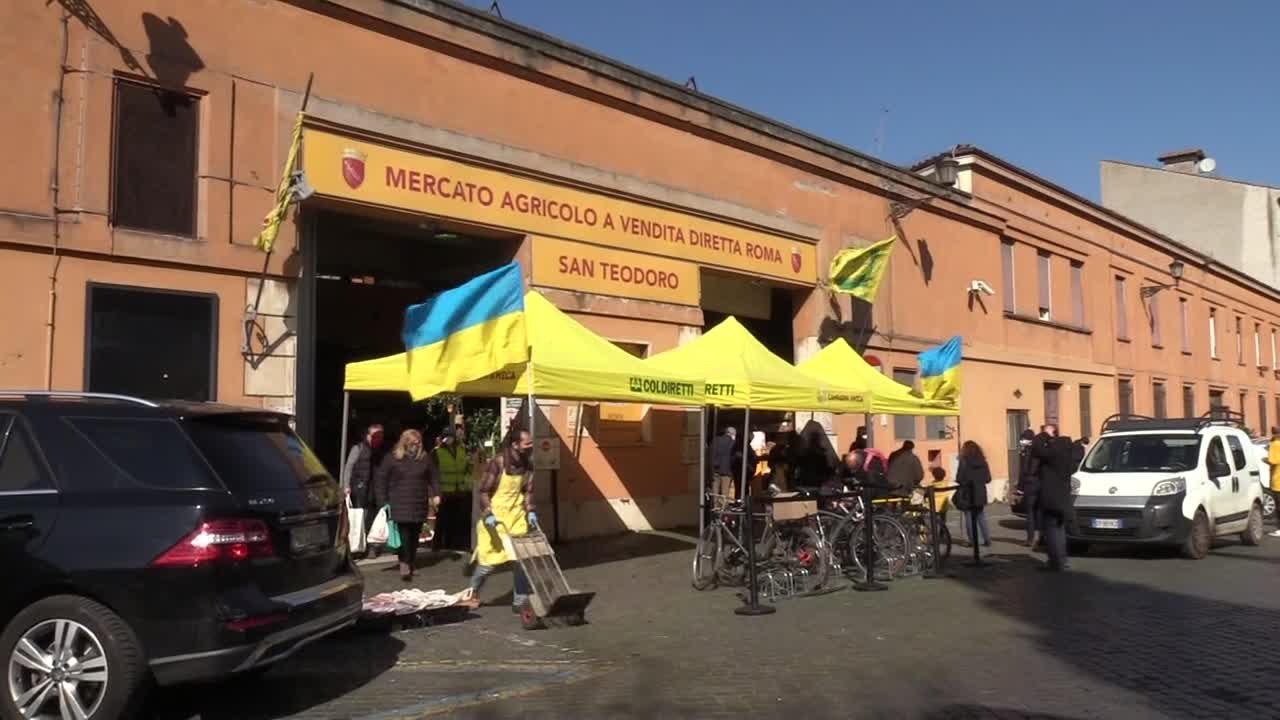 Ucraina: a Roma la 'spesa sospesa'  nei mercati di Campagna Amica