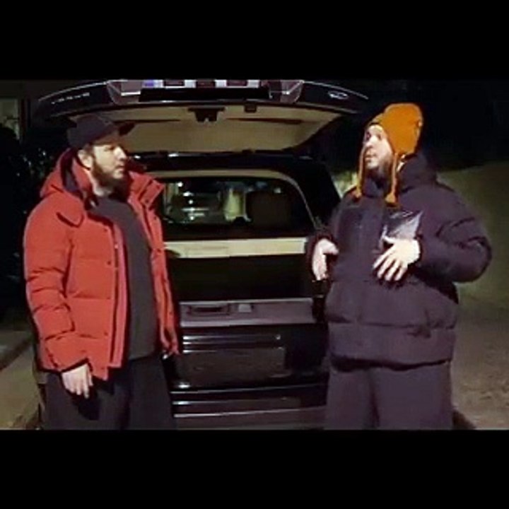 Şahan Gökbakar, Ukraynalı ile İngilizce konuşmaya çalışan Habertürk muhabiri Çetiner Çetin'i ti'ye aldı