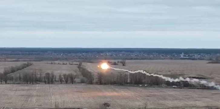 Rus helikopteri, Ukrayna ordusu tarafından böyle düşürüldü