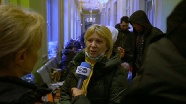 Miles de niños refugiados llegan cada día desde Ucrania a Polonia