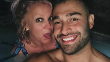 VOICI : Britney Spears et Sam Asghari mariés en secret ? Ce détail qui intrigue les internautes