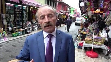 Kravatlı simitçi: 40 kilometre yürüyorum