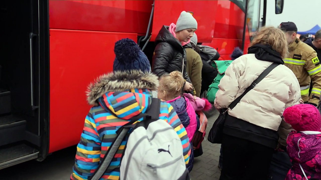 Fast 800.000 Menschen aus der Ukraine in Polen angekommen - vor allem Frauen und Kinder