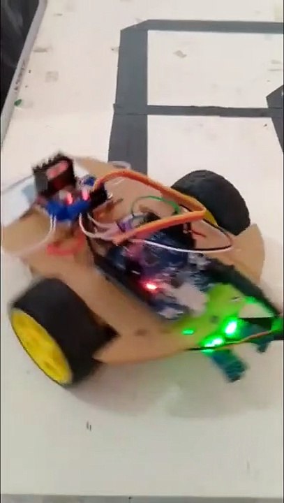 LINE FOLLOWER ROBOT,BASICLY ARDUINO