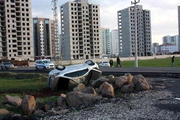 Diyarbakır'da trafik kazası: 2 yaralı