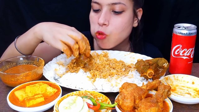 Asmr Eating Hot & Spicy Non. Veg and Veg Curry Chicken Curry, Mutton Curry, Egg Curry, Paneer Curry with Rice Indian Street Food