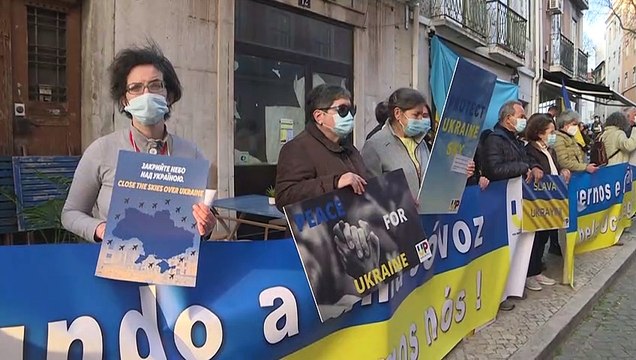 Thousands gather worldwide to protest Russia's invasion of Ukraine