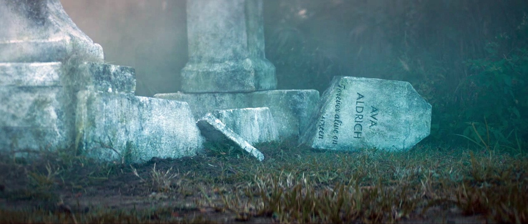 Off Season Trailer #1 (2022) Jocelin Donahue, Joe Swanberg Horror Movie HD