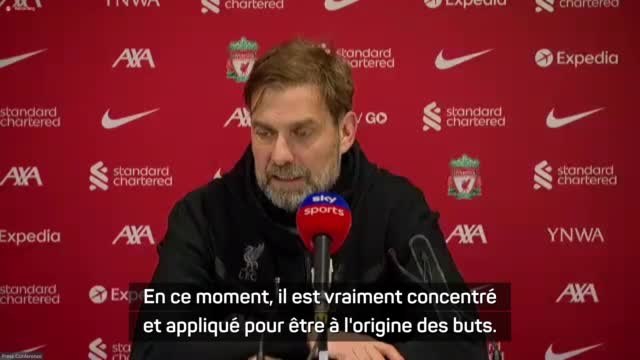 28e j. - Klopp encense Trent Alexander-Arnold