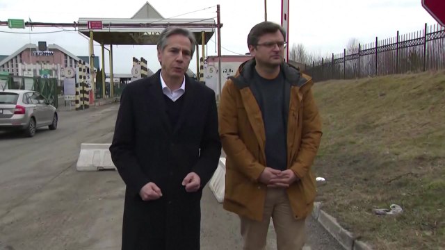 블링컨, 폴란드 국경 방문...우크라 외무 무기 지원해 달라 / YTN