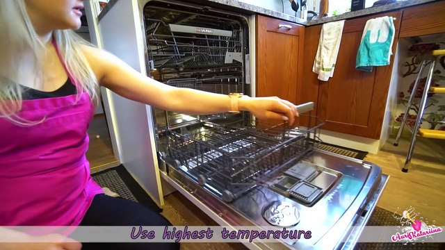 Super Easy Oven Cleaning Tutorial - Failsafe
