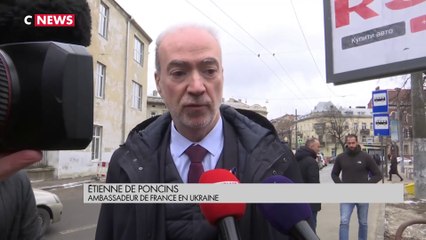 Les Français fuient l'Ukraine