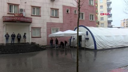 EVLAT NÖBETİNDE 916'NCI GÜN; BİZİ YILDIRAMAYACAKLAR