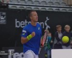 Kohlschreiber melangkah ke pentas akhir