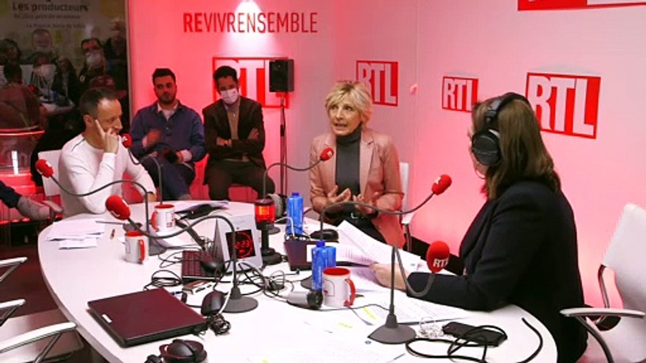 Comment choisit-elle les vêtements qu'elle porte à l'antenne ?