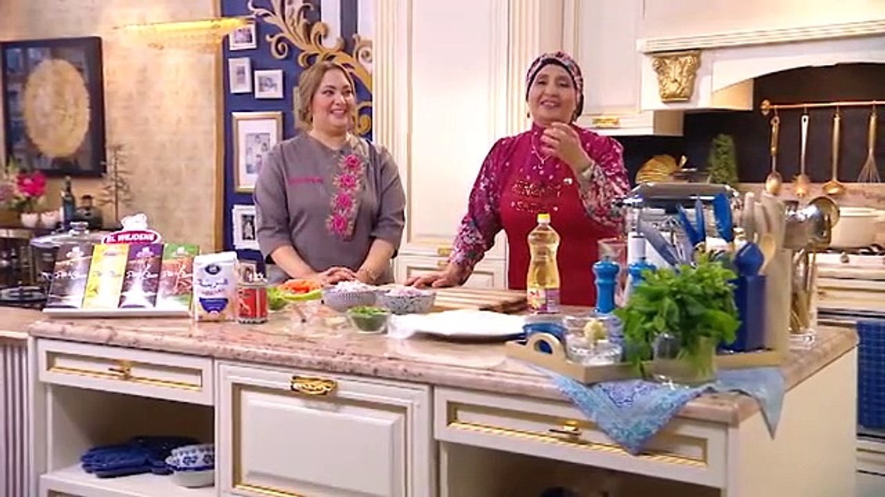 حريرة + بوراك بصدر الدجاج + تحلية بالفراولة  بن بريم فاميلي  Samira TV