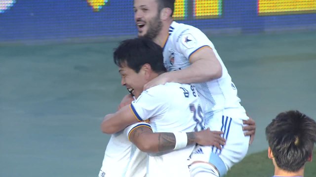 울산, 시즌 첫 '현대가 더비' 승리...조규성 멀티골 / YTN